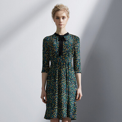 Ruibi Ka (Marc Rebecca) Рукав тяжелый шелк напечатанный само 72004E зеленый цветочный шелк дресс-код L
Ruibi Ka (Marc Rebecca) Рукав тяжелый шелк напечатанный само 72004E зеленый цветочный шелк дресс-код L