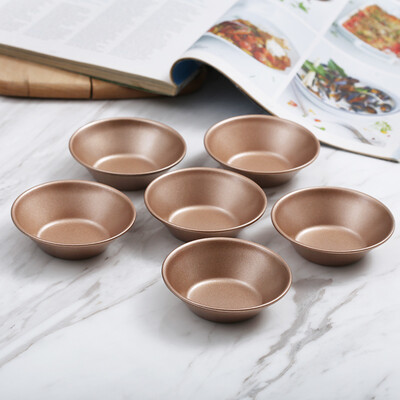 Magic kitchen magic kitchen champagne gold egg tart mold 6 installed oven home baking tools carbon steel egg tart care model MK-J006
Magic kitchen magic kitchen champagne gold egg tart mold 6 installed oven home baking tools carbon steel egg tart care model MK-J006