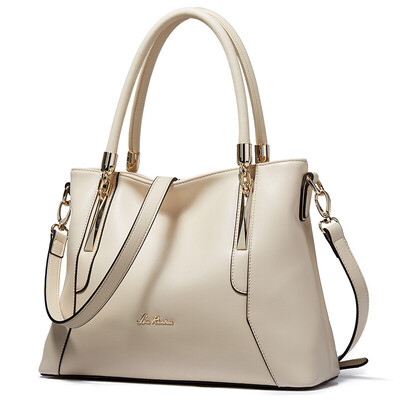 Old head LAORENTOU handbags new handbag fashion leather shoulder bag casual lady Messenger bag 958J120L1D rice white
Old head LAORENTOU handbags new handbag fashion leather shoulder bag casual lady Messenger bag 958J120L1D rice white