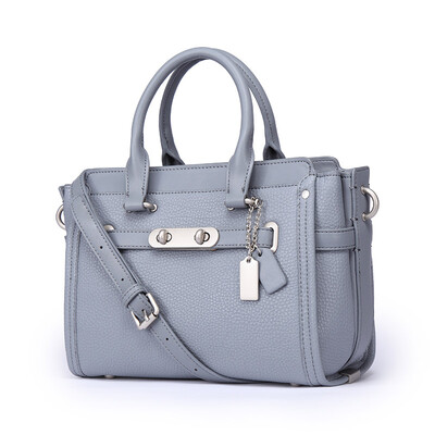 MEIDU wings per hand bag new leather handbag female fashion shoulder Messenger bag ladies small bag MWB161121 black
MEIDU wings per hand bag new leather handbag female fashion shoulder Messenger bag ladies small bag MWB161121 black