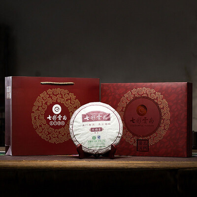 Colorful Yunnan tea Pu'er tea Pu'er tea cooked tea Raffles Spring tea gift box 357g
Colorful Yunnan tea Pu'er tea Pu'er tea cooked tea Raffles Spring tea gift box 357g