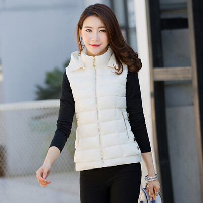 2017 autumn and winter new feather cotton vest female short section Korean version was thin hooded waistcoat
2017 autumn and winter new feather cotton vest female short section Korean version was thin hooded waistcoat