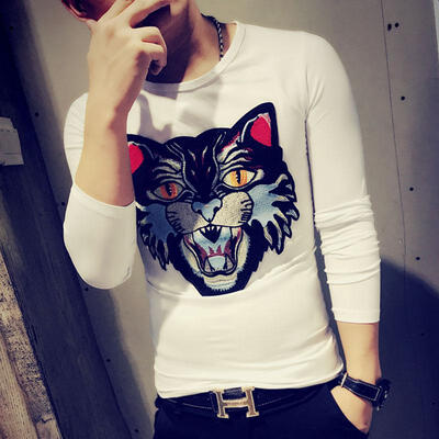 2017 autumn new men's casual round neck long-sleeved cat head stickers long shirt T-shirt
2017 autumn new men's casual round neck long-sleeved cat head stickers long shirt T-shirt