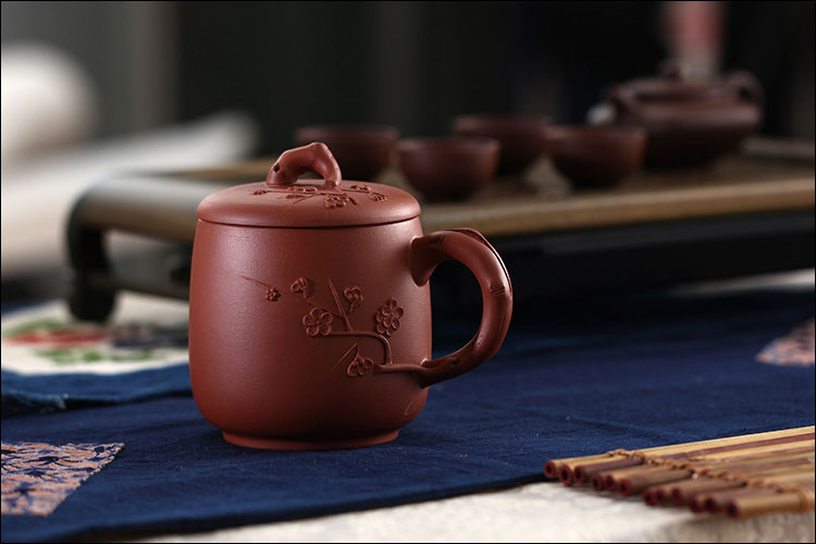 
                                        品茶忆友 茶具 茶杯宜兴紫砂杯泡茶杯 梅花525ml                