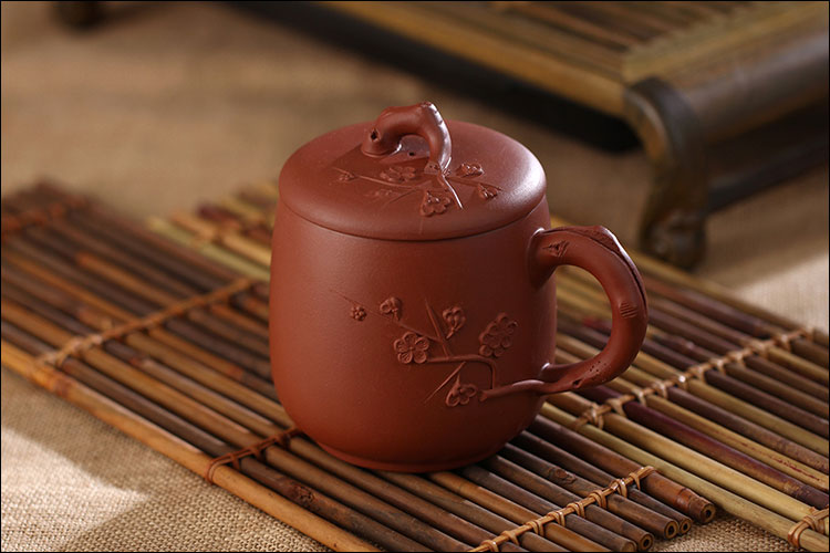 
                                        品茶忆友 茶具 茶杯宜兴紫砂杯泡茶杯 梅花525ml                