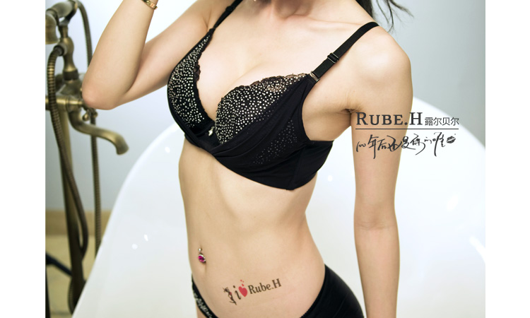 小胸a杯性感<em>胸罩</em>烫钻带水钻超聚拢加厚款<em>文胸</em>