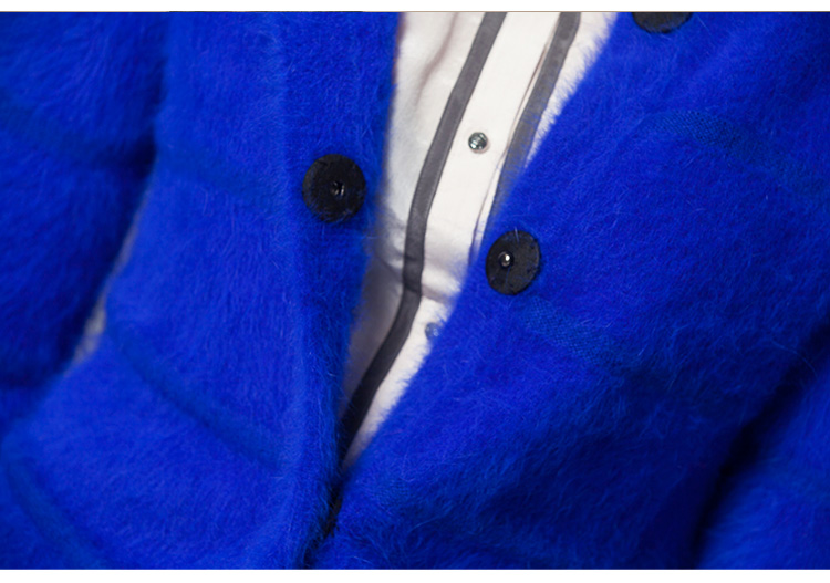 时尚简约条纹<em>貂绒开衫</em>