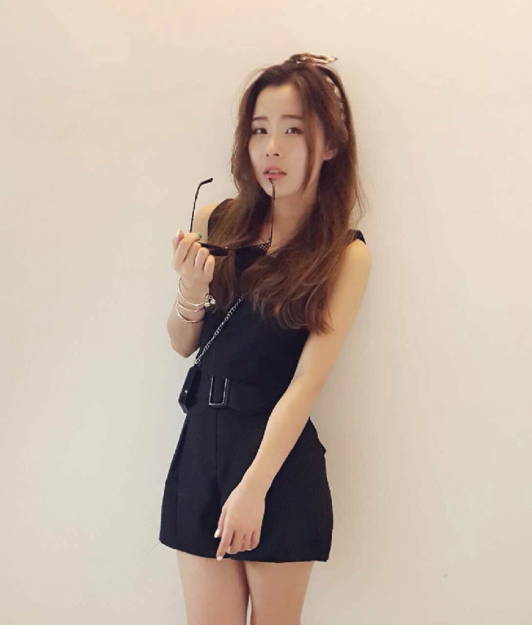 2014<em>欧版</em>性感时尚糖果色无袖背心 <em>短裤</em>套装 黑