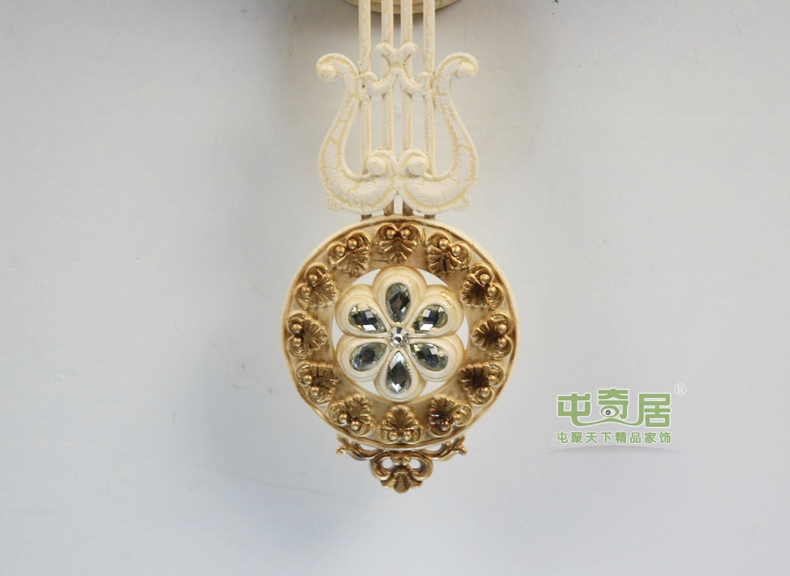 
                                                            丽盛（LISHENG）正品中号欧式客厅静音挂钟/挂表/卧室钟表/餐厅摆钟时钟 浅黄色                
