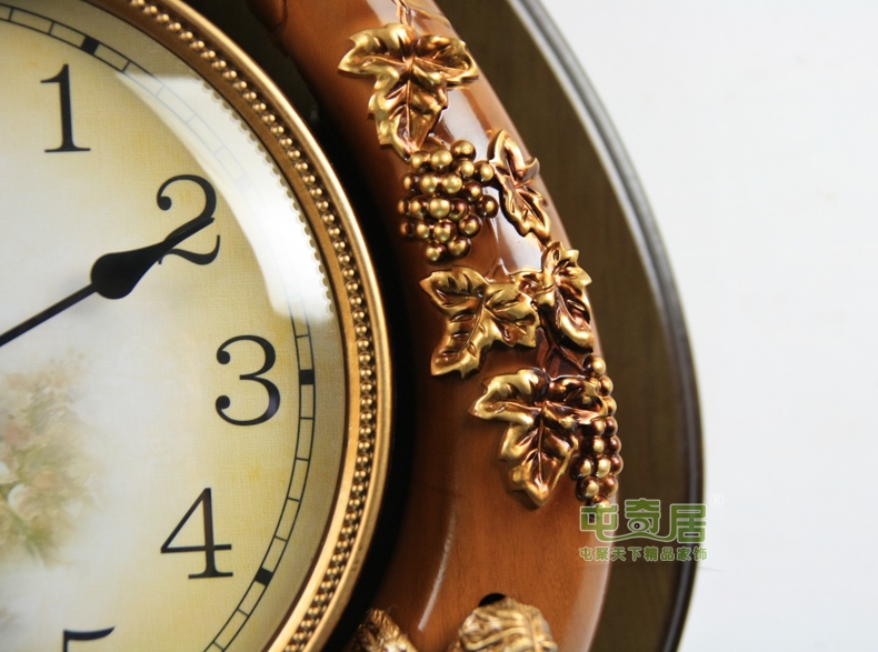 
                                                            丽盛（LISHENG）正品中号欧式客厅静音挂钟/挂表/卧室钟表/餐厅摆钟时钟 浅黄色                