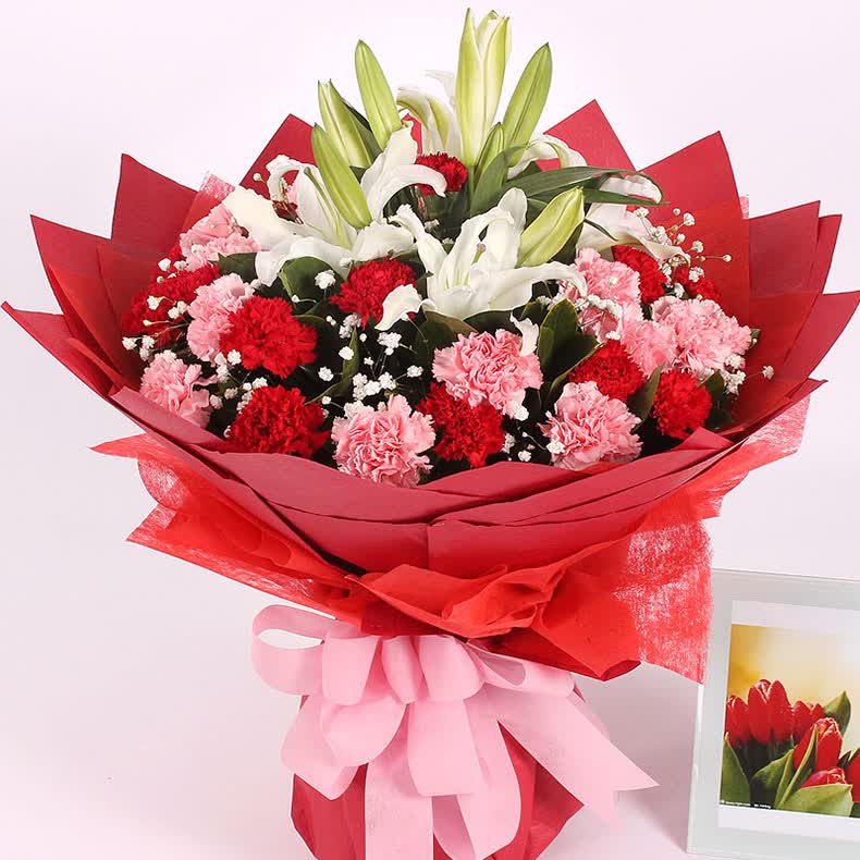 <em>三八妇女节鲜花速递</em> 康乃馨 百合花 生日礼物 祝