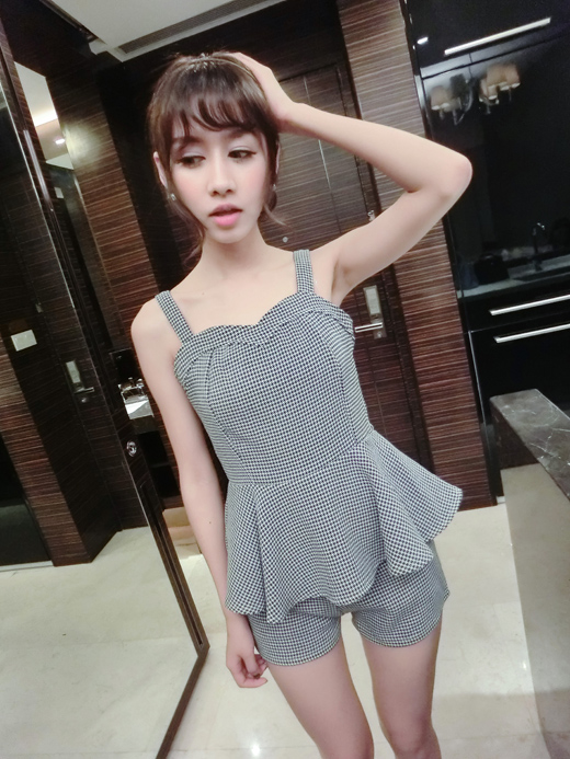 14新款 千鸟格裙摆修身吊带<em>背心 短裤套装女</em> 图