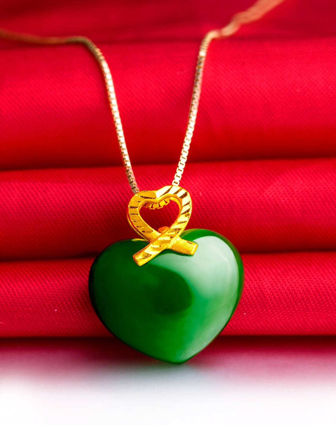 玛丽温莎金镶玉999千足金(金约1克)金镶玉黄金