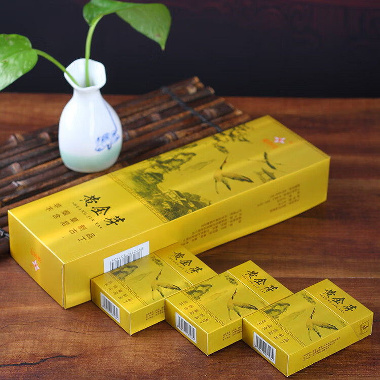 新品小黄金叶大熊猫专卖店粗支细支丝茶烟茶叶烟 茶时代-黄金芽(条)