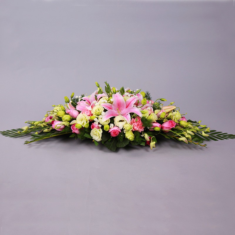 百花馆鲜花会议室桌花商务摆设酒店长行会议桌花演讲台接待台装饰花