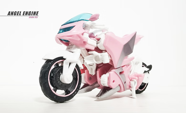 apc-toys阿帕奇天使引擎tfp领袖之证粉色阿尔西茜初版变形女摩托