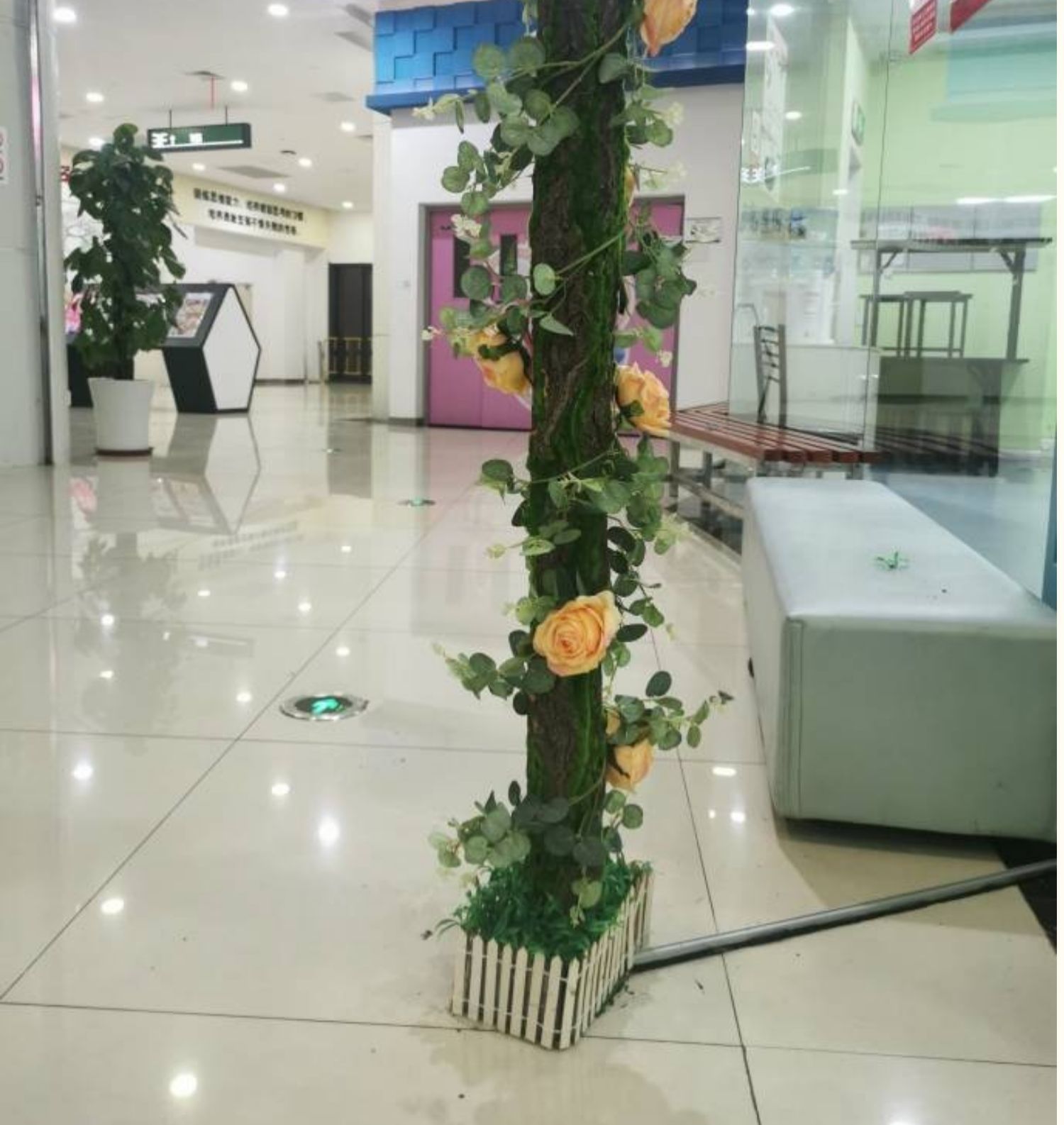 仿真树皮管道装饰柱子室内假树造景包下水管遮挡藤条假花 香槟色3叉