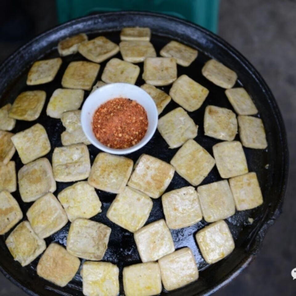 店长推荐贵州毕节大方六龙手撕豆腐干 碱水臭豆干烙锅