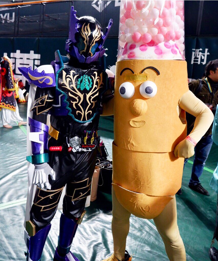 假面骑士皮套cosplay全身圣刃冰狮子皮套真人可穿假面骑士build皮天才