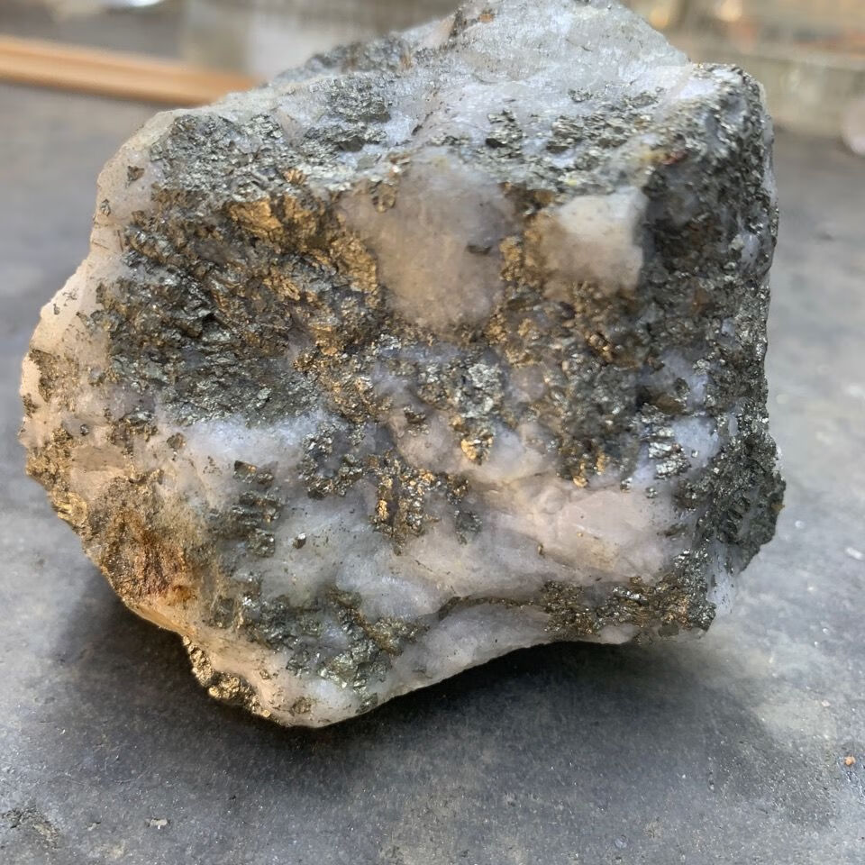 天然银矿石金矿石原石摆件矿物晶体300克以上随机发货送底座
