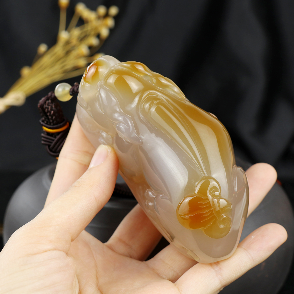 天然玛瑙玉貔貅男士手把件精雕玉石把玩件玉髓龙头龟文玩原石摆件新年