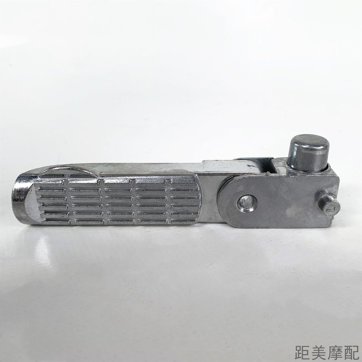 适用于雅迪电动车小龟王新款电摩米彩配件后右搁脚踏脚踏板踩脚总成