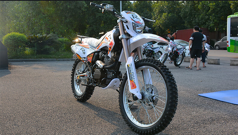 摩越野摩托车250可上牌国四电喷宗申cqr250高赛山地车r5国三宗申250cc