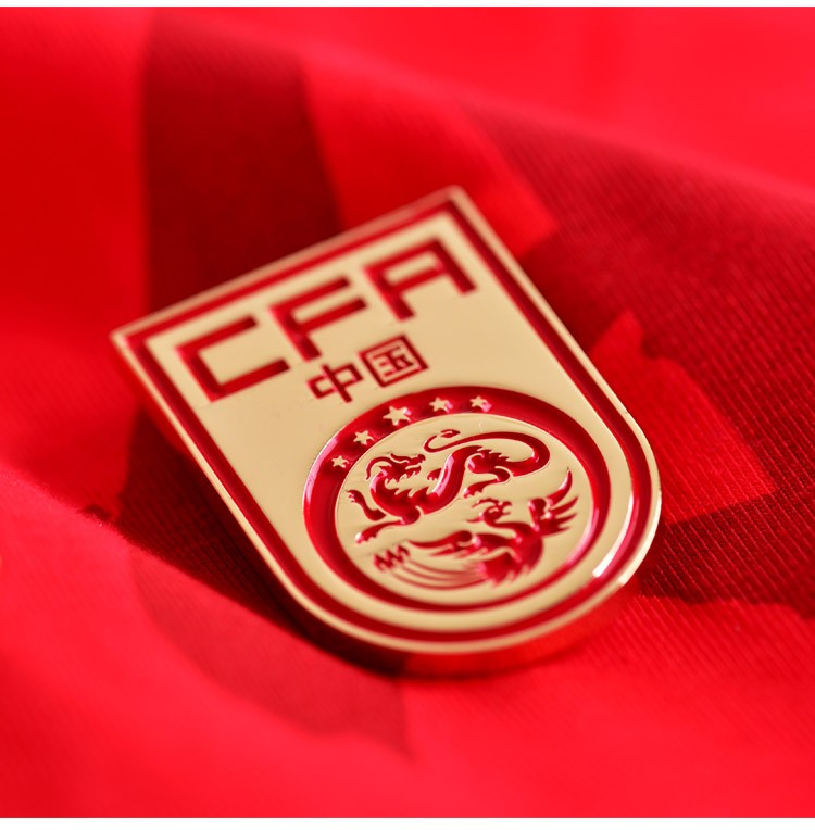 中国国家足球队徽章 logo款 简约创意锌合金徽章胸针 足球周边球迷