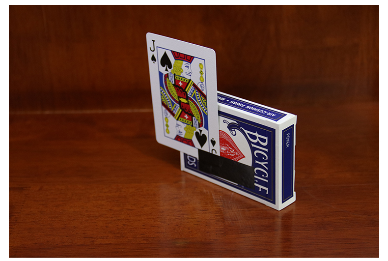 魔术8000魔术道具黑胶穿越牌盒变牌神奇闪电出牌扑克牌视觉化近景魔术