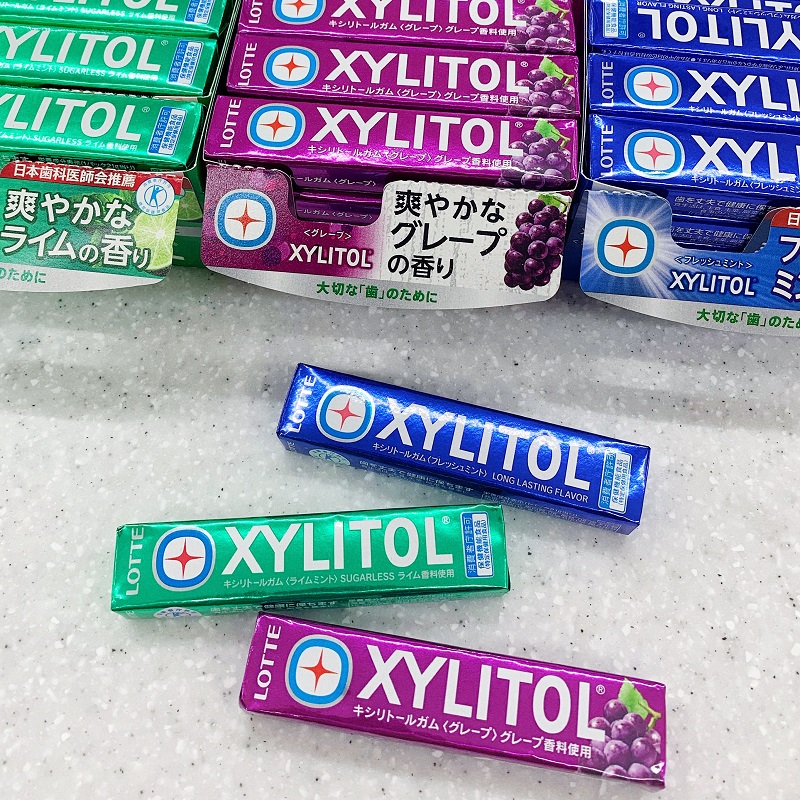 日本乐天lottexylitol木糖醇护牙清新薄荷口香糖14粒入条状应急储备