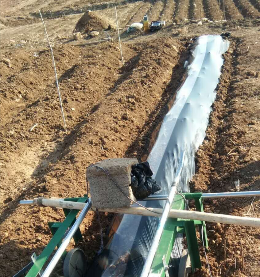 麦桑荷农村地膜覆盖机手拉自动覆膜机小型铺膜机多功能高垄地膜机加高