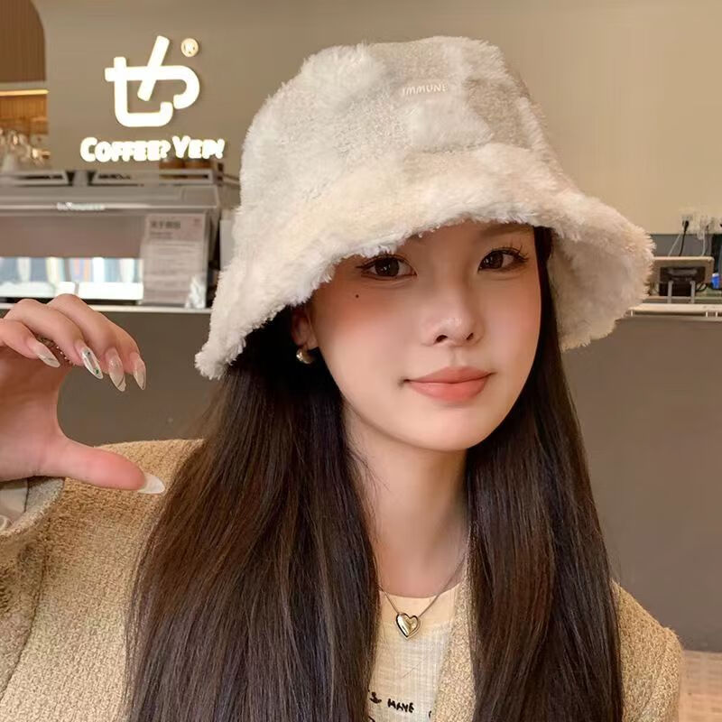 南暖美妆护肤美妆工具棋盘格毛绒渔夫帽百搭水桶帽加厚保暖2023新款 黑色