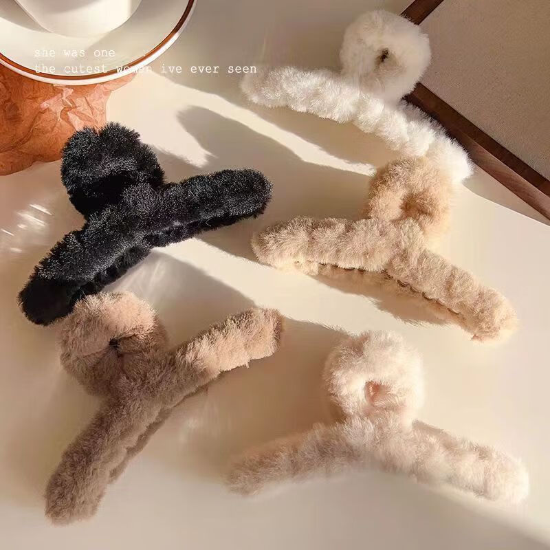 南暖美妆护肤美妆工具套装毛绒发夹抓夹发夹子ins高级感发抓毛毛 3个装【黑+米白+咖】 美拉德配色