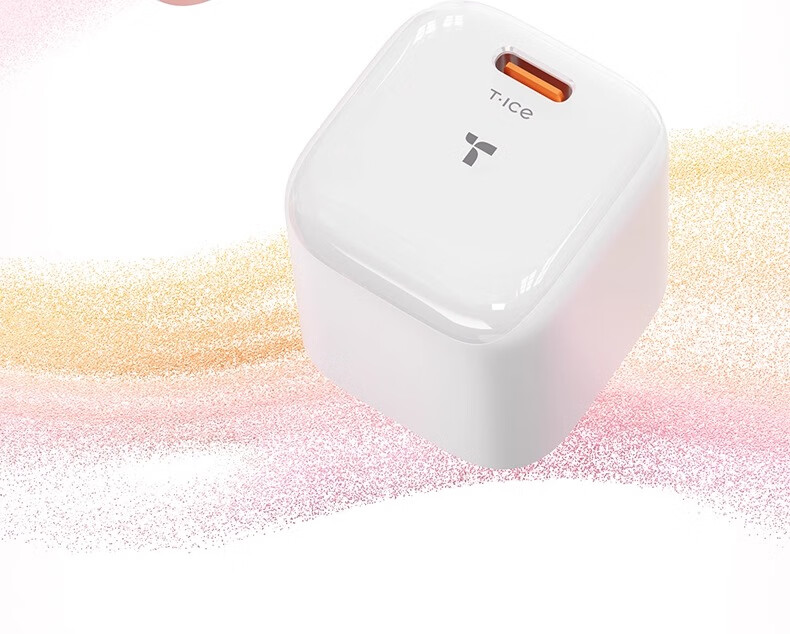 Сетевое зарядное устройство TORRAS 20W