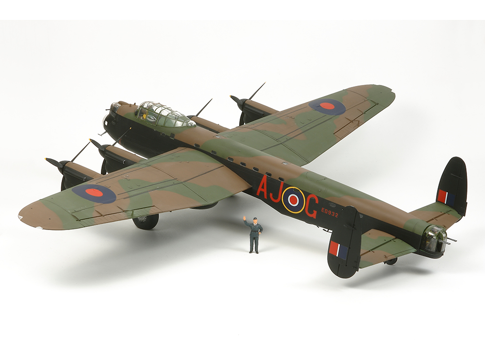 田宫飞机模型 1:48 英国 兰开斯特b.mk.iii重型轰炸机