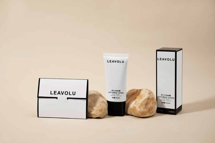 韩国欧尼时仁水光BB霜LEAVOLU 01象牙白（适合黄白皮） 50g