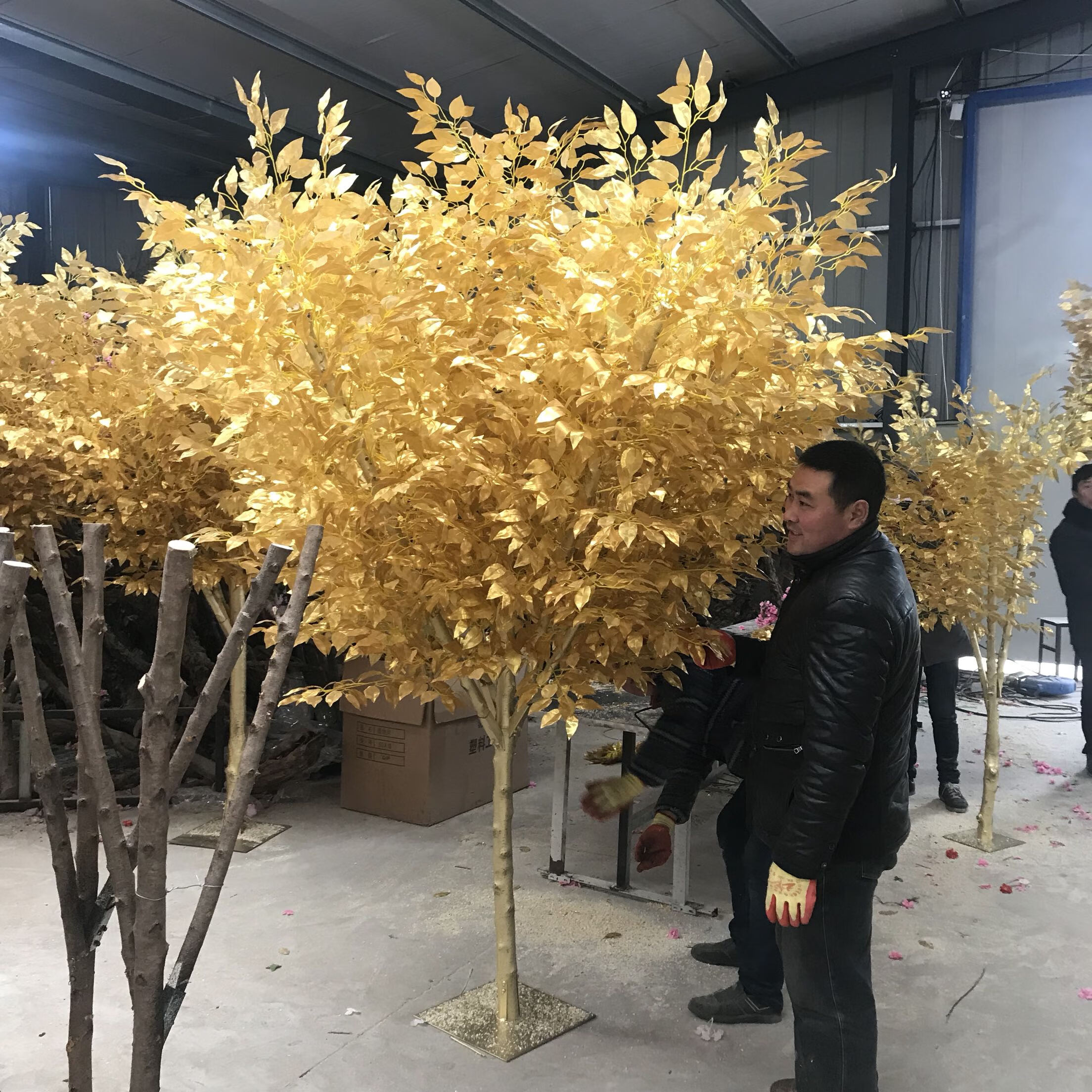 仿真金榕树仿真许愿树假金树大型仿真摇钱树新年年会定做各种规格 3*2
