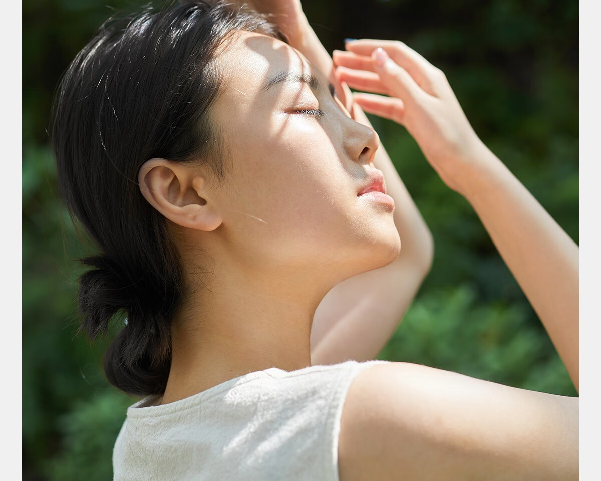 雏菊的天空【618抢先购】翡冷翠修护精露敏弱闪退双核修护清润水透80ml 翡冷翠修护晶露