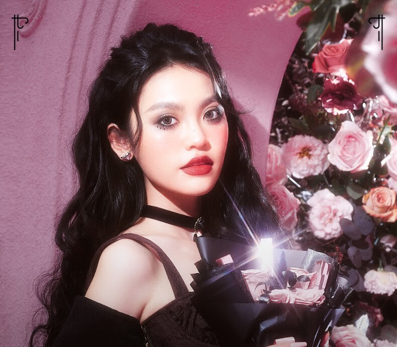 小奥汀（littleondine）【情人节限定】小奥汀玫瑰黑骑唇釉礼盒 送女友彩妆套组新年礼物 小奥汀玫瑰骑遇情人节花束礼盒