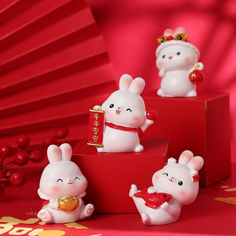 伊麦卡 2023新年摆件兔年树脂小兔子车载礼品平安财萌兔 萌兔摆件【1套装】