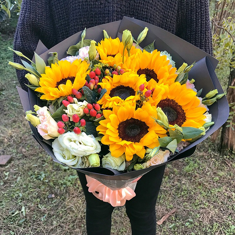 以菲鲜花速递向日葵花束生日礼物表白送女友领导闺蜜探望全国同城送花