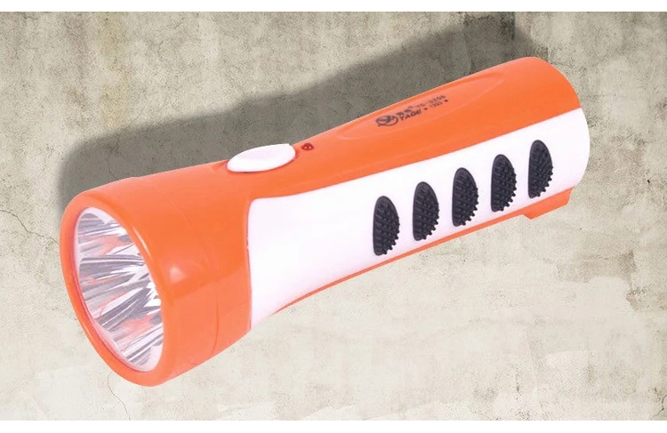 雅格 LED 便携充电式手电筒 YG-3208