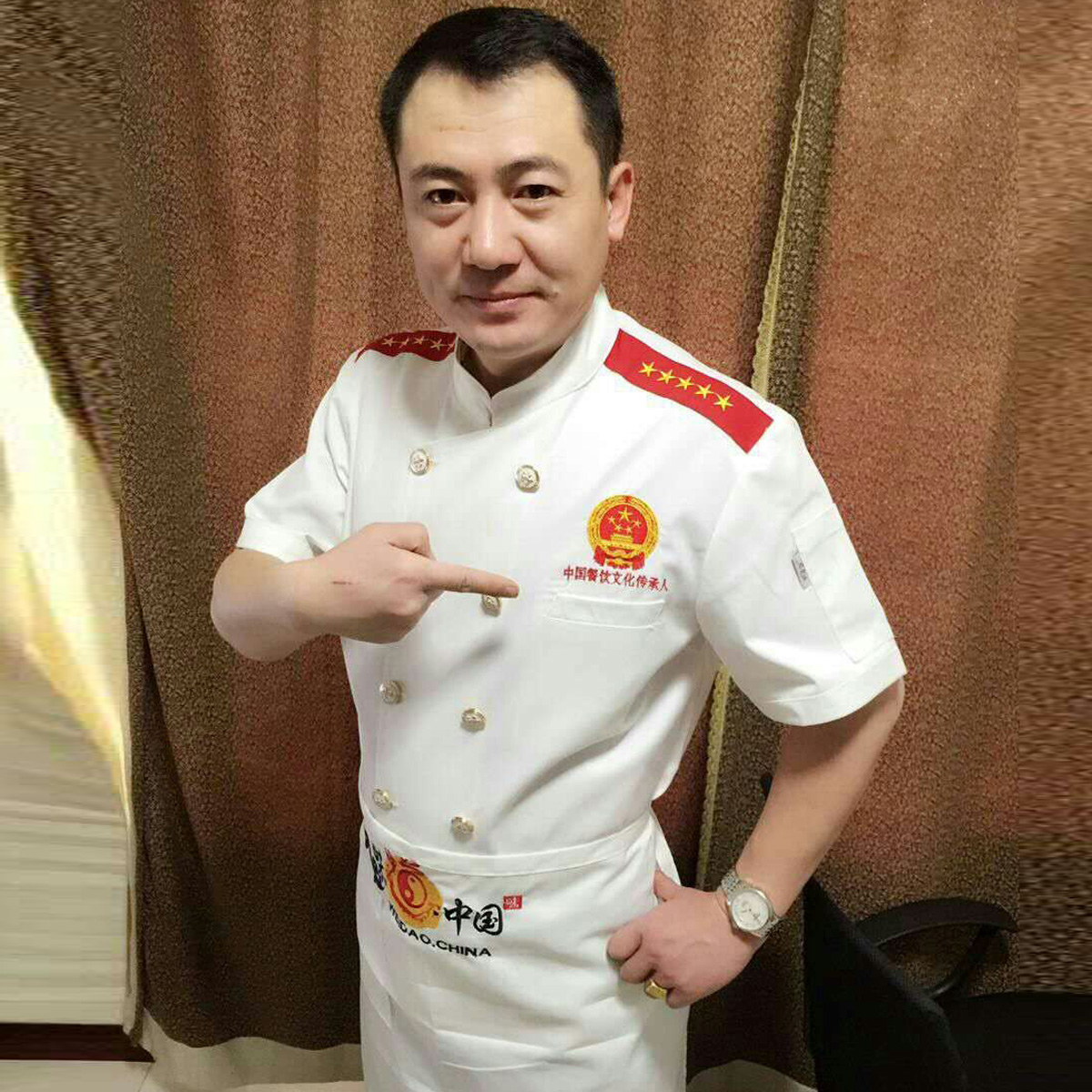 法奈登中国烹饪大师工作服厨师服短袖夏黑色白色行政总厨高档厨师服