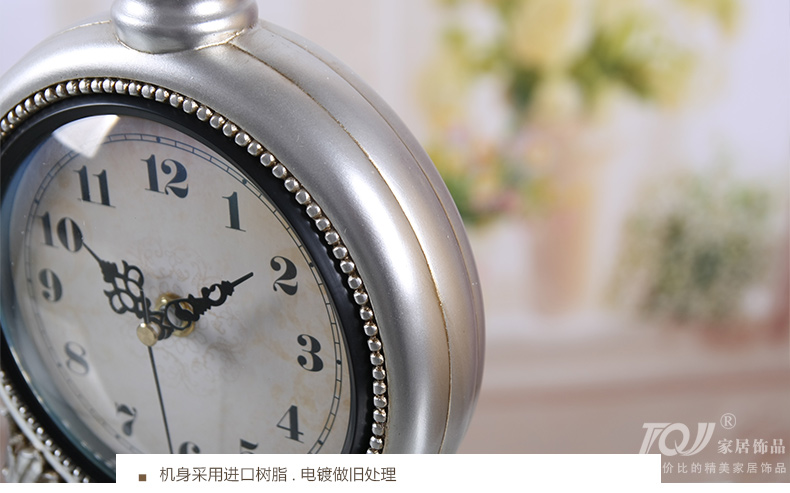 
                                                            屯奇居（TQJ）床头创意座钟客厅时钟欧式树脂时尚台钟个性坐钟静音钟表 银灰色                