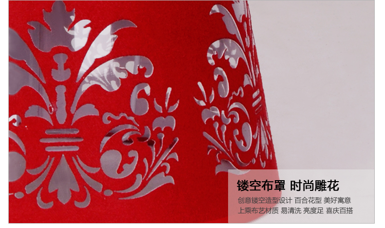 
                                        沃得灯饰客厅卧室床头台灯 现代简约温馨布艺红色装饰婚庆台灯具3855 3856红                