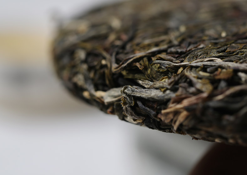 书剑2014年普洱茶生茶满庭芳高山早春乔木古树茶叶357g片