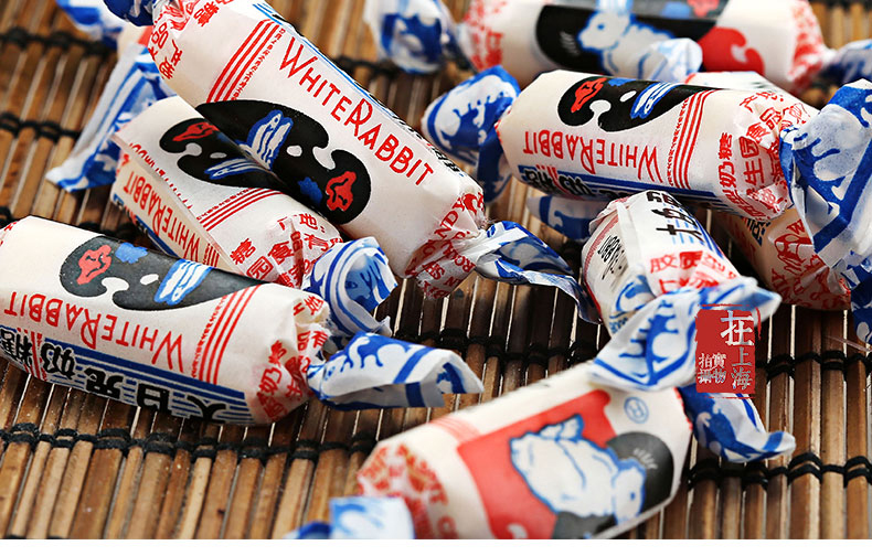 上海馆上海特产大白兔奶糖200g巨白兔礼罐装牛奶糖经典休闲零食儿童节