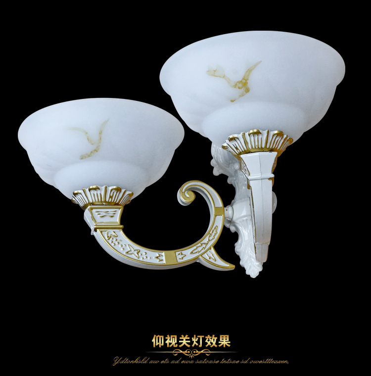
                                        尚华英伦 欧式田园壁灯树脂灯 卧室床头美式客厅灯具 送灯泡b05 双头                
