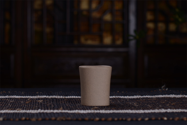 弘盛窑 全手工紫砂 茶杯 品茗杯 主人杯 功夫茶杯 手刻限量个人杯 青灰泥紫砂小杯 青灰泥莲蓬小号