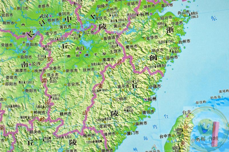 旅游/地图 中国地图 新版 竖版中国地势图 地貌挂绳挂图 0.8米x1.